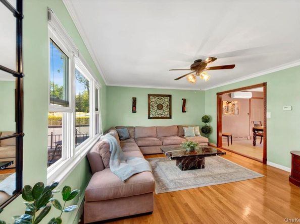 211 Willis Avenue, Hawthorne NY 10532