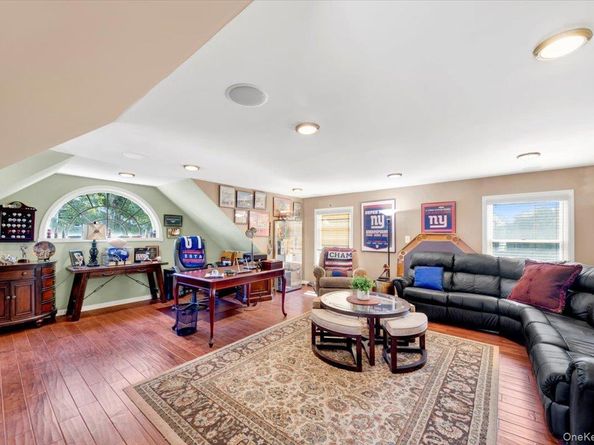 211 Willis Avenue, Hawthorne NY 10532