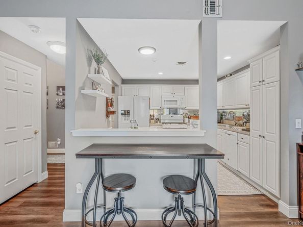 220 Erik Drive, East Setauket NY 11733