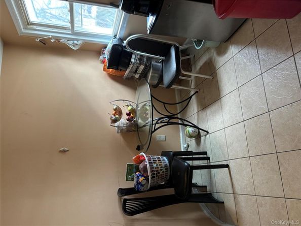 1032 Adams Street, Uniondale NY 11553