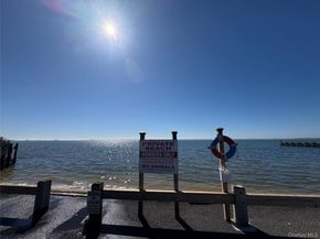 19 Marlin Road, East Quogue NY 11942
