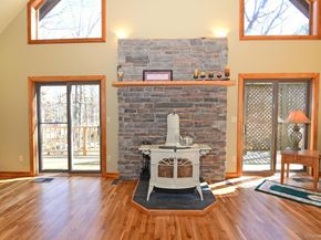 5 Arthur Street, Riverhead NY 11901