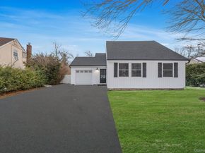 41 Nancy Place, Massapequa NY 11758