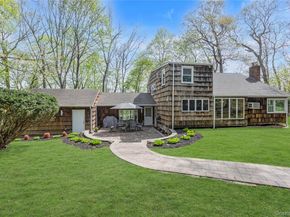 16 Appletree Lane, Huntington Station NY 11746