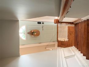 6 Robinson Street, Shoreham NY 11786