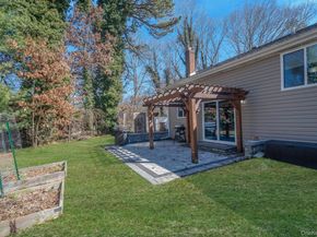 17 Rolling Hills Drive, Ridge NY 11961