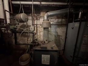 60-59 69th Street, Maspeth NY 11378