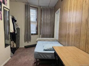 60-59 69th Street, Maspeth NY 11378