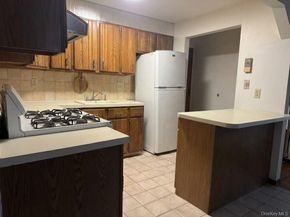 60-59 69th Street, Maspeth NY 11378