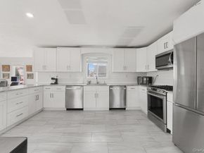 1136 W Broadway, Hewlett NY 11557