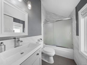 1136 W Broadway, Hewlett NY 11557