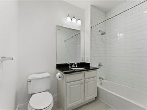 237 Marina Pointe Drive 237, East Rockaway NY 11518