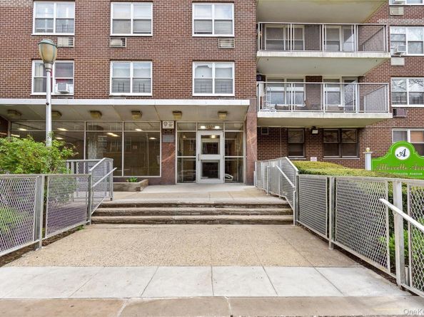 2550 Olinville Avenue 4G, Bronx NY 10467