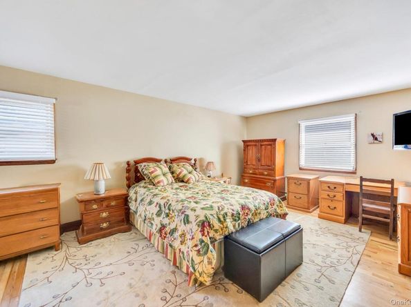 1 Carman Lane, Nesconset NY 11767