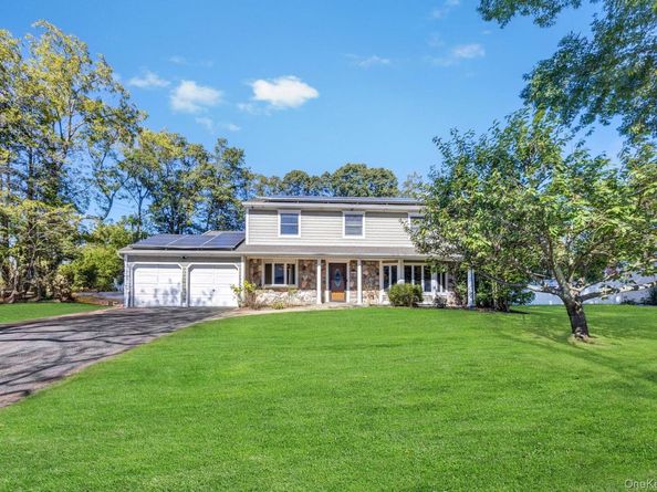 1 Carman Lane, Nesconset NY 11767