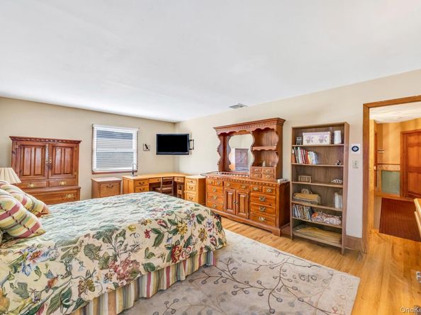 1 Carman Lane, Nesconset NY 11767