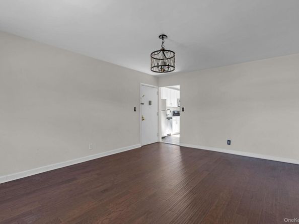 480 Tuckahoe Road 10B, Yonkers NY 10710
