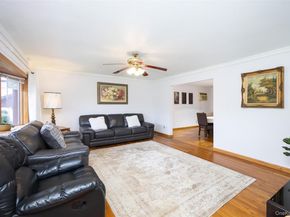 15 Alexander Drive, Syosset NY 11791