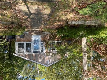 234 Lakeside Trail