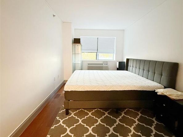 14341 84th Drive 6E, Jamaica NY 11435