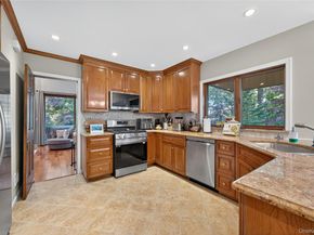 11 Willada Lane, Glen Cove NY 11542