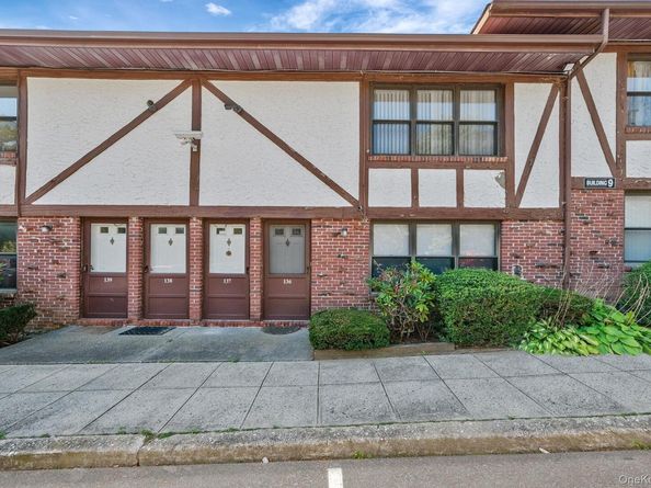 136 Bailey Court 136, Middle Island NY 11953