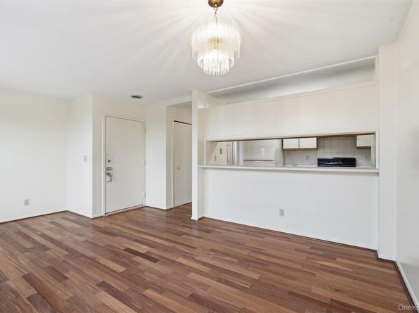 230 Fleet Court 16230, Bronx NY 10473