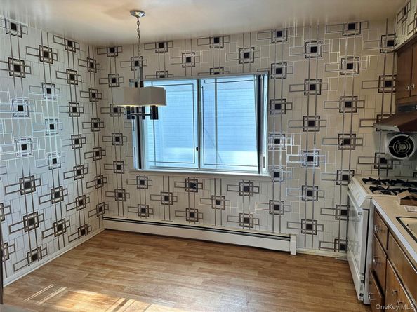 3128 Schreiber Place, Baldwin NY 11510