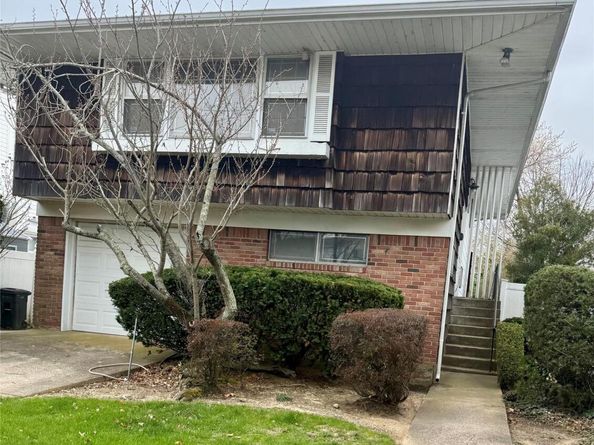 3128 Schreiber Place, Baldwin NY 11510