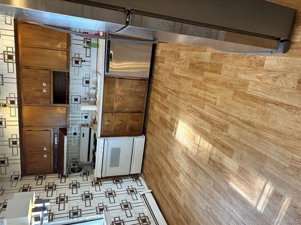 3128 Schreiber Place, Baldwin NY 11510