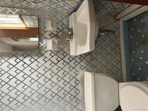 3128 Schreiber Place, Baldwin NY 11510