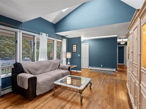 7 Cohrs Court, Moriches NY 11955