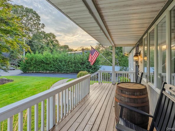 7 Cohrs Court, Moriches NY 11955