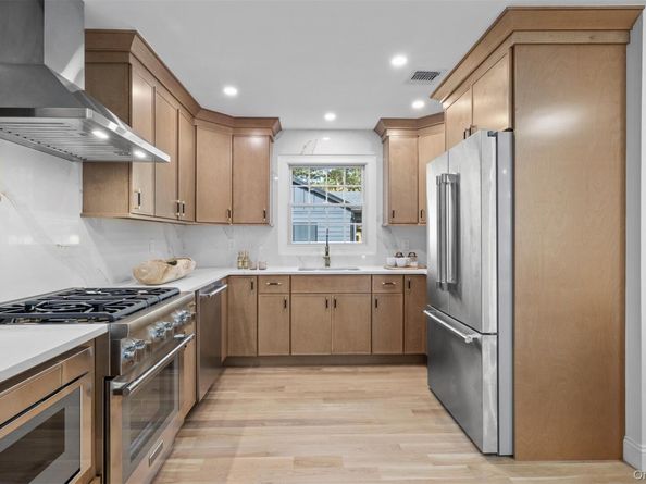 685 Springs Fireplace Road, East Hampton NY 11937