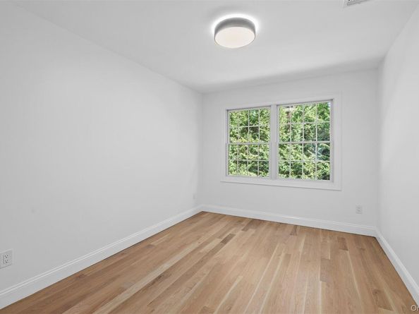 685 Springs Fireplace Road, East Hampton NY 11937