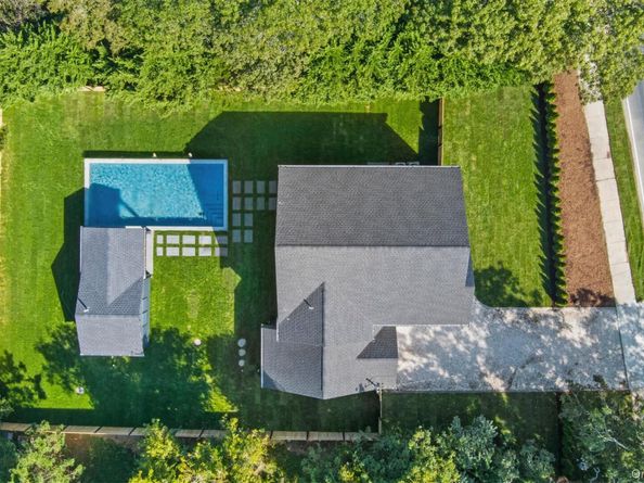 685 Springs Fireplace Road, East Hampton NY 11937