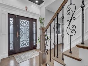 10 Fuschetto Court, Farmingdale NY 11735