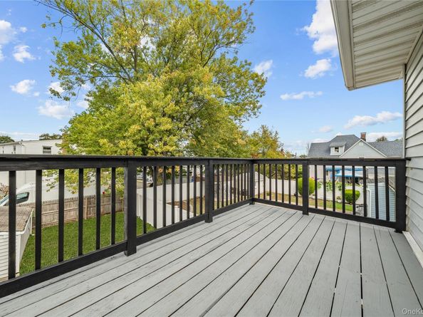16 Johnson Place, Freeport NY 11520