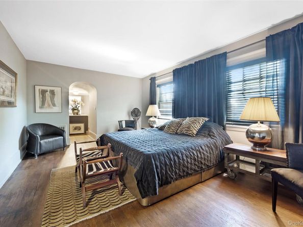 60 Aberfoyle Road, New Rochelle NY 10804