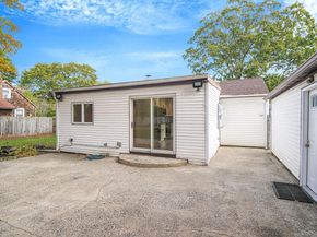 1039 Joselson Avenue, Bay Shore NY 11706