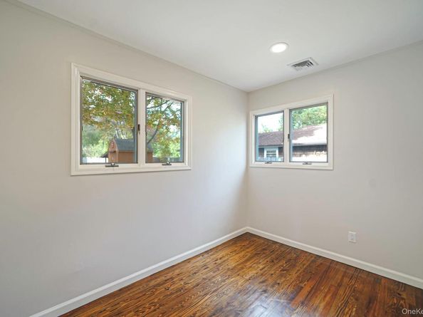 1039 Joselson Avenue, Bay Shore NY 11706