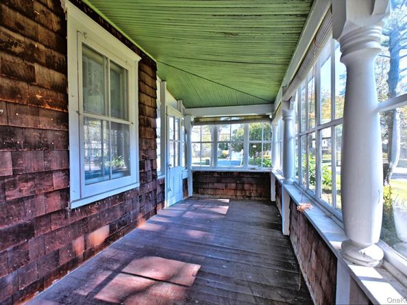 214 Foster Avenue, Sayville NY 11782