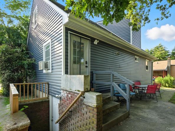 111 Sherbrooke Road, West Babylon NY 11704