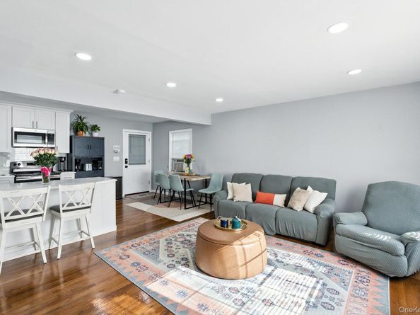 111 Sherbrooke Road, West Babylon NY 11704