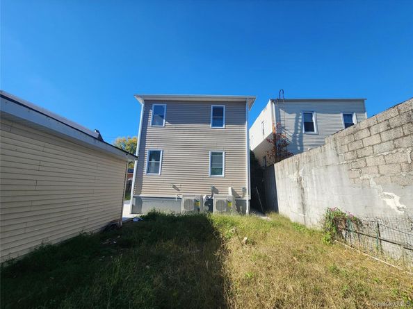 330 Taylor Avenue, Bronx NY 10473