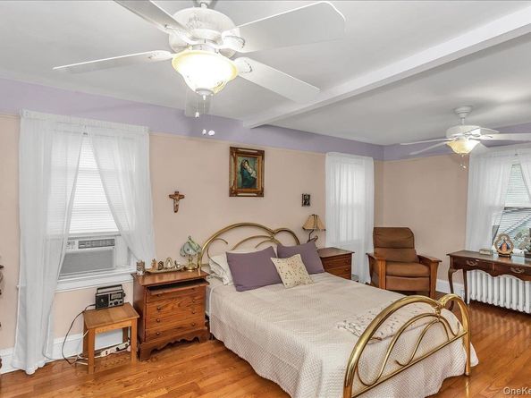 21 Hayden Avenue, Great Neck NY 11024