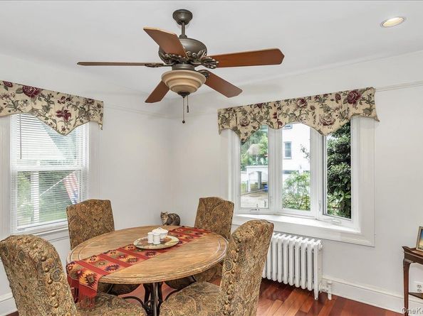 21 Hayden Avenue, Great Neck NY 11024