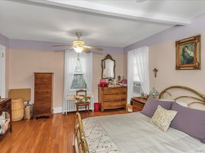 21 Hayden Avenue, Great Neck NY 11024