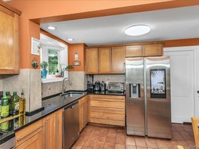 21 Hayden Avenue, Great Neck NY 11024