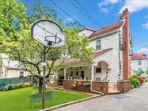 21 Hayden Avenue, Great Neck NY 11024